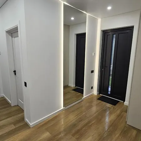 Yellow Sunset Apartman