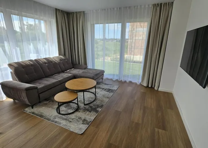 Yellow Sunset Apartman *